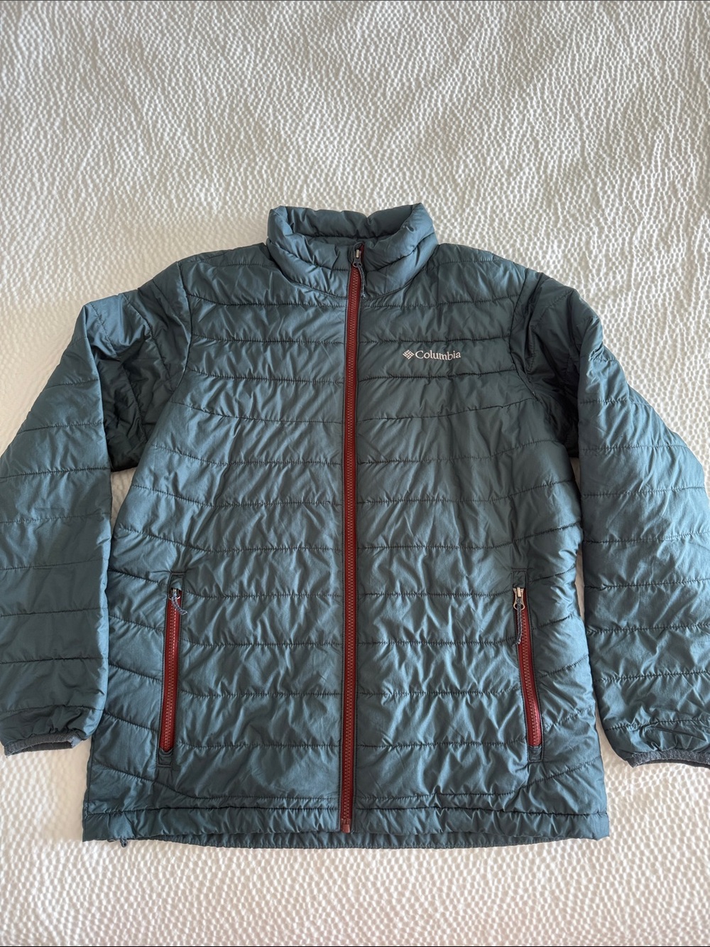 Men’s Columbia Blue Puffer Jacket with Red Zippers Sz. M
